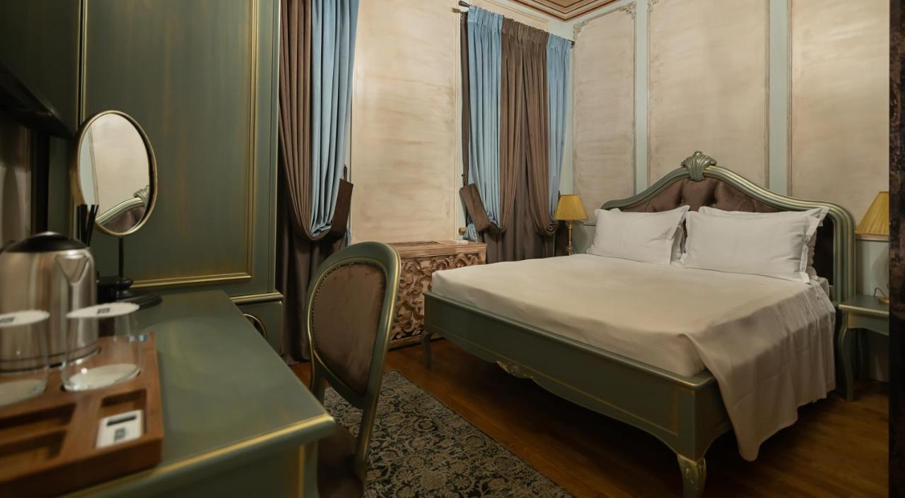 Tresor Art Boutique Hotel Korce Ngoại thất bức ảnh
