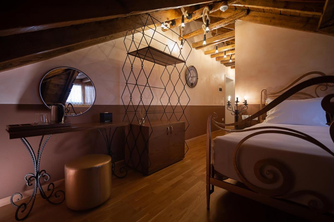 Tresor Art Boutique Hotel Korce Ngoại thất bức ảnh