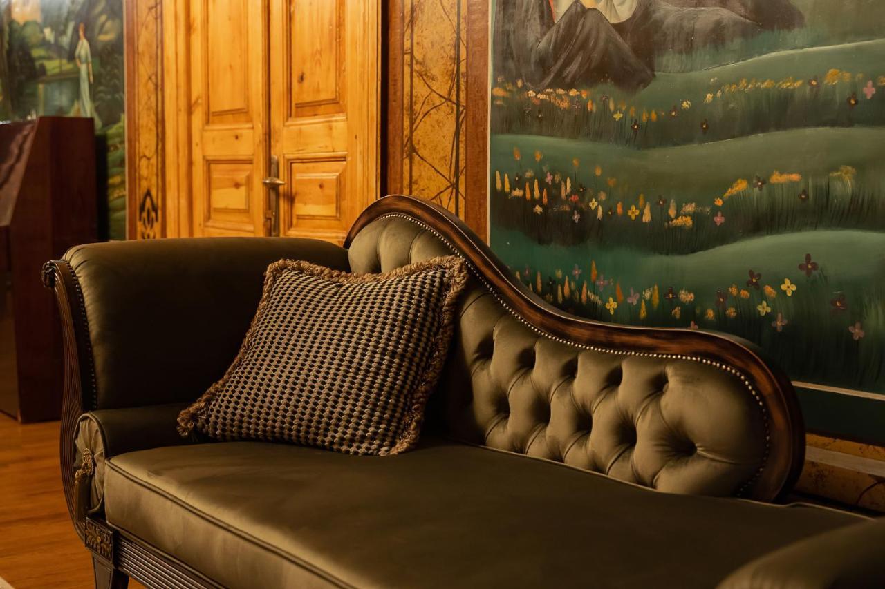 Tresor Art Boutique Hotel Korce Ngoại thất bức ảnh