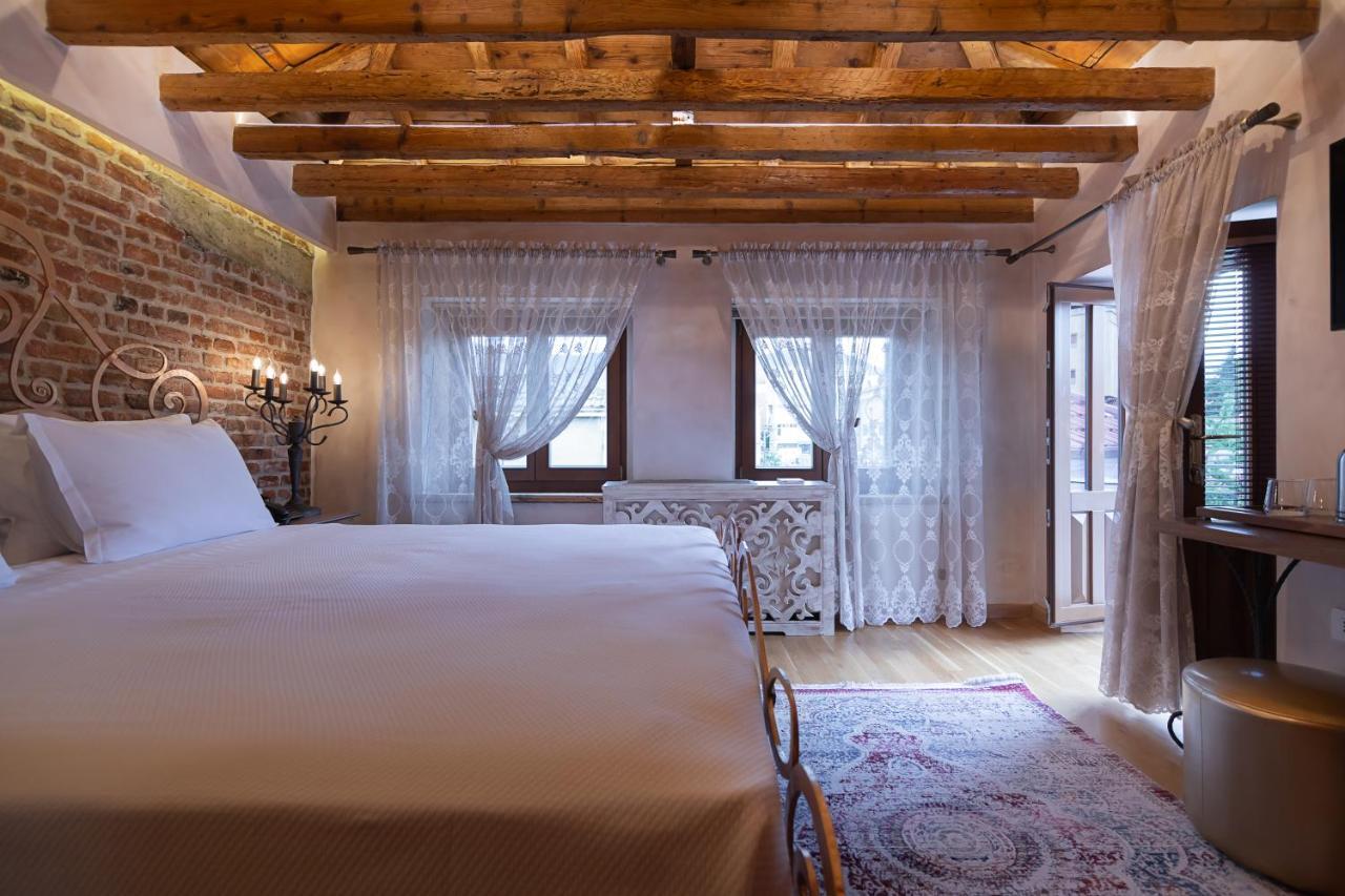 Tresor Art Boutique Hotel Korce Ngoại thất bức ảnh