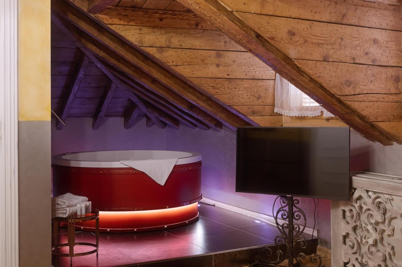 Tresor Art Boutique Hotel Korce Ngoại thất bức ảnh